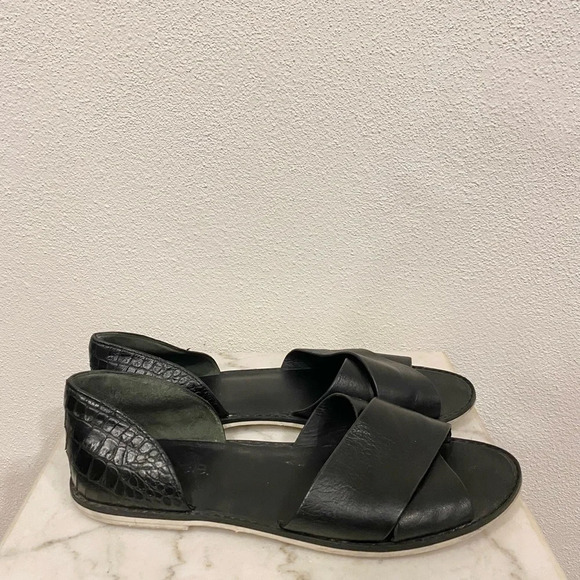 Vince Ida Open-Toe Crossover Leather Flat Size 8 VGUC - Picture 3 of 5